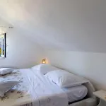 Amazing In With View